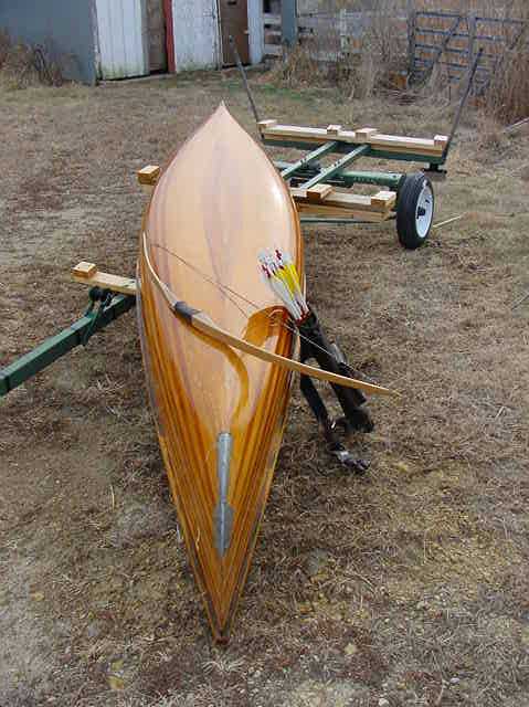 canoe2.jpg (49150 bytes)
